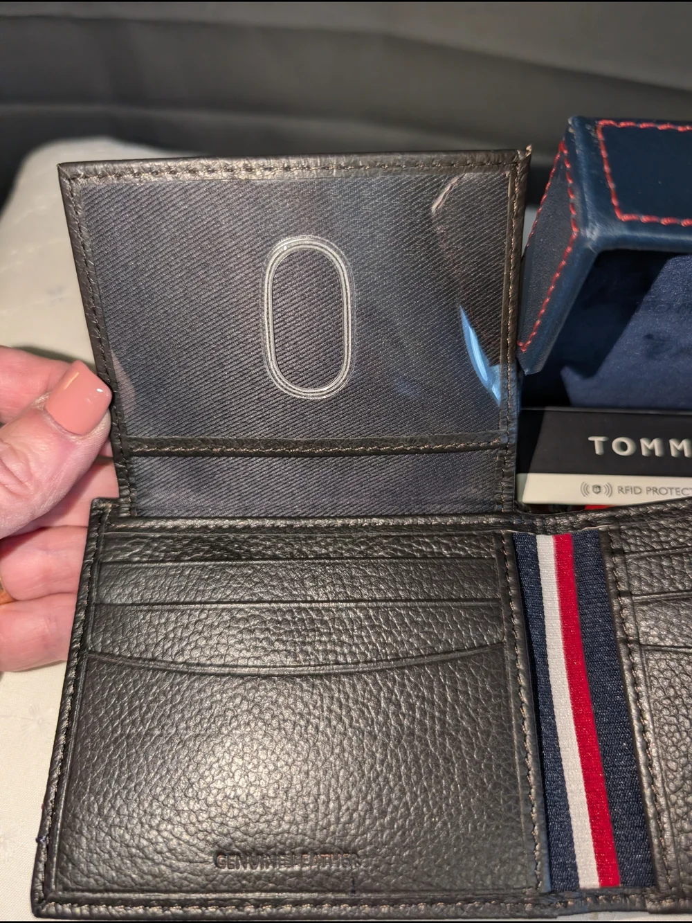 NIB Tommy Hilfiger Brown Leather Bifold Wallet with Red Stitching